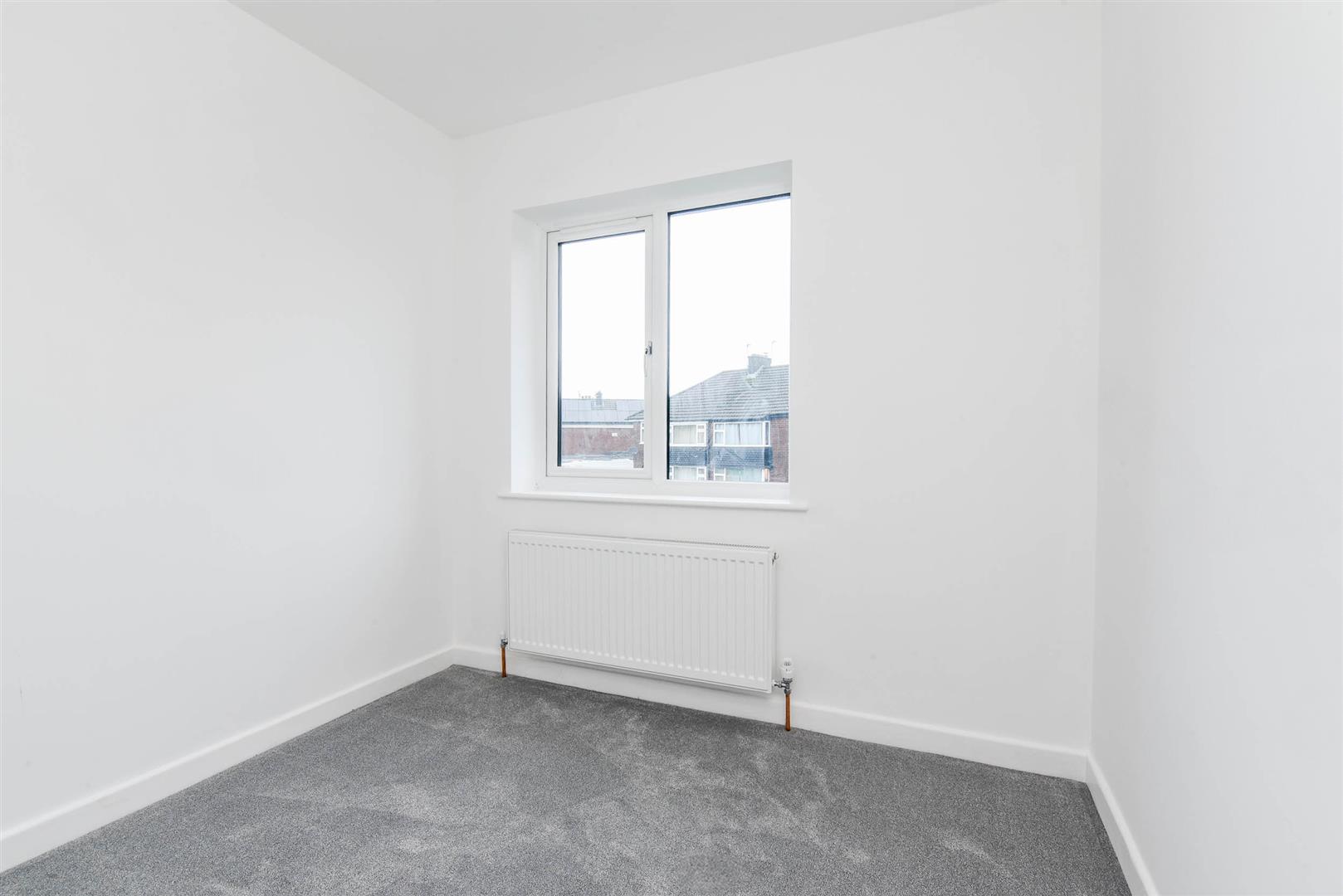 Severn Drive, Preston